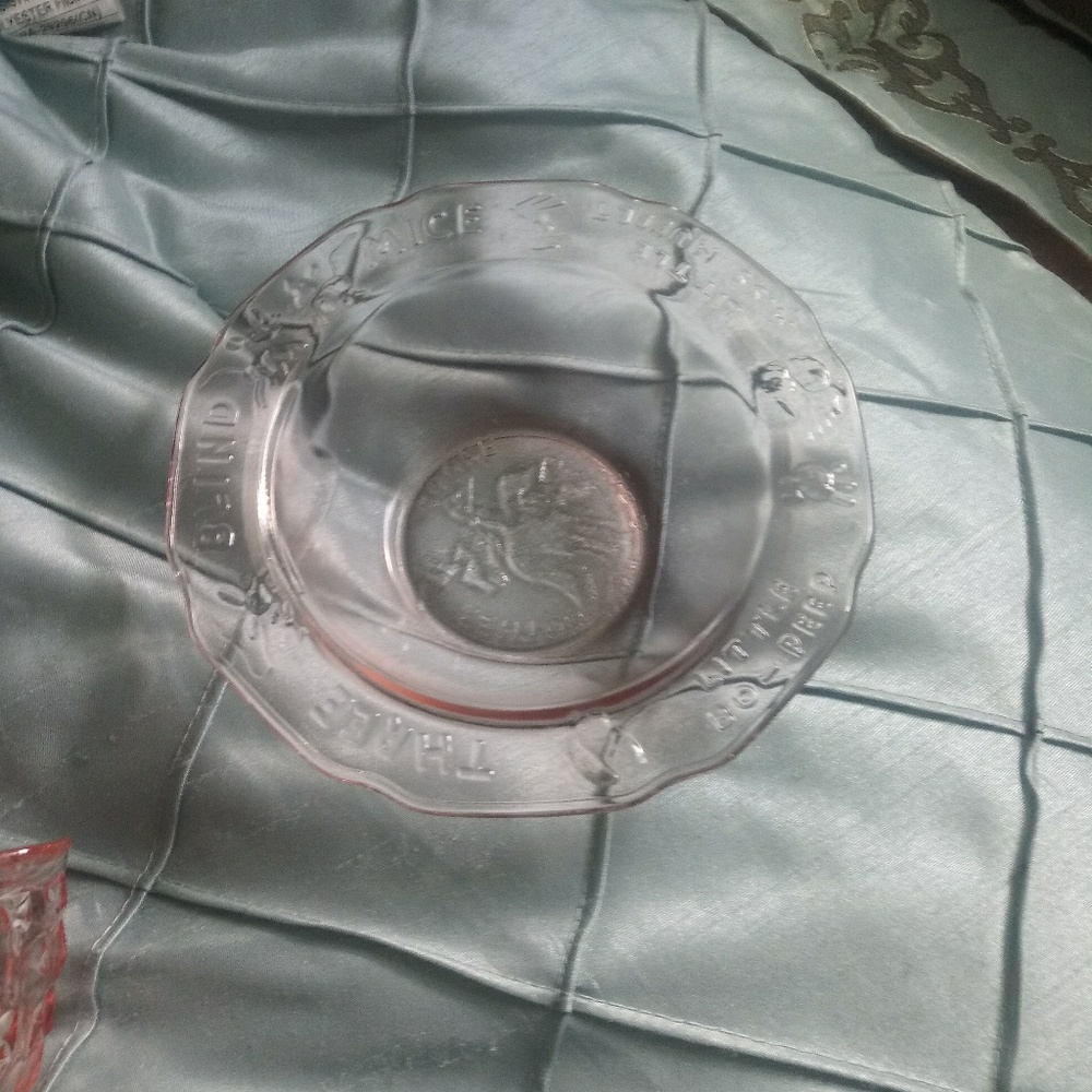 Pink glass - Picture 2 of 5